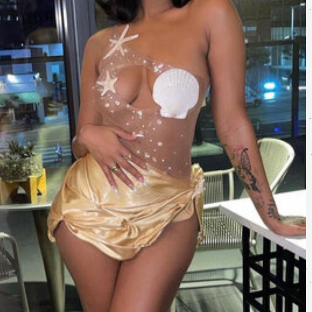 Sea Shell Birthday Dress